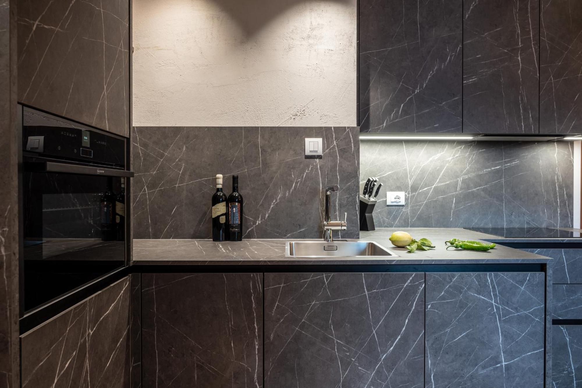 Schmitte Am Sonnenwirtsplatz Eppan In South Tyrol Apartment Апиано сула Страда дел Вино Екстериор снимка