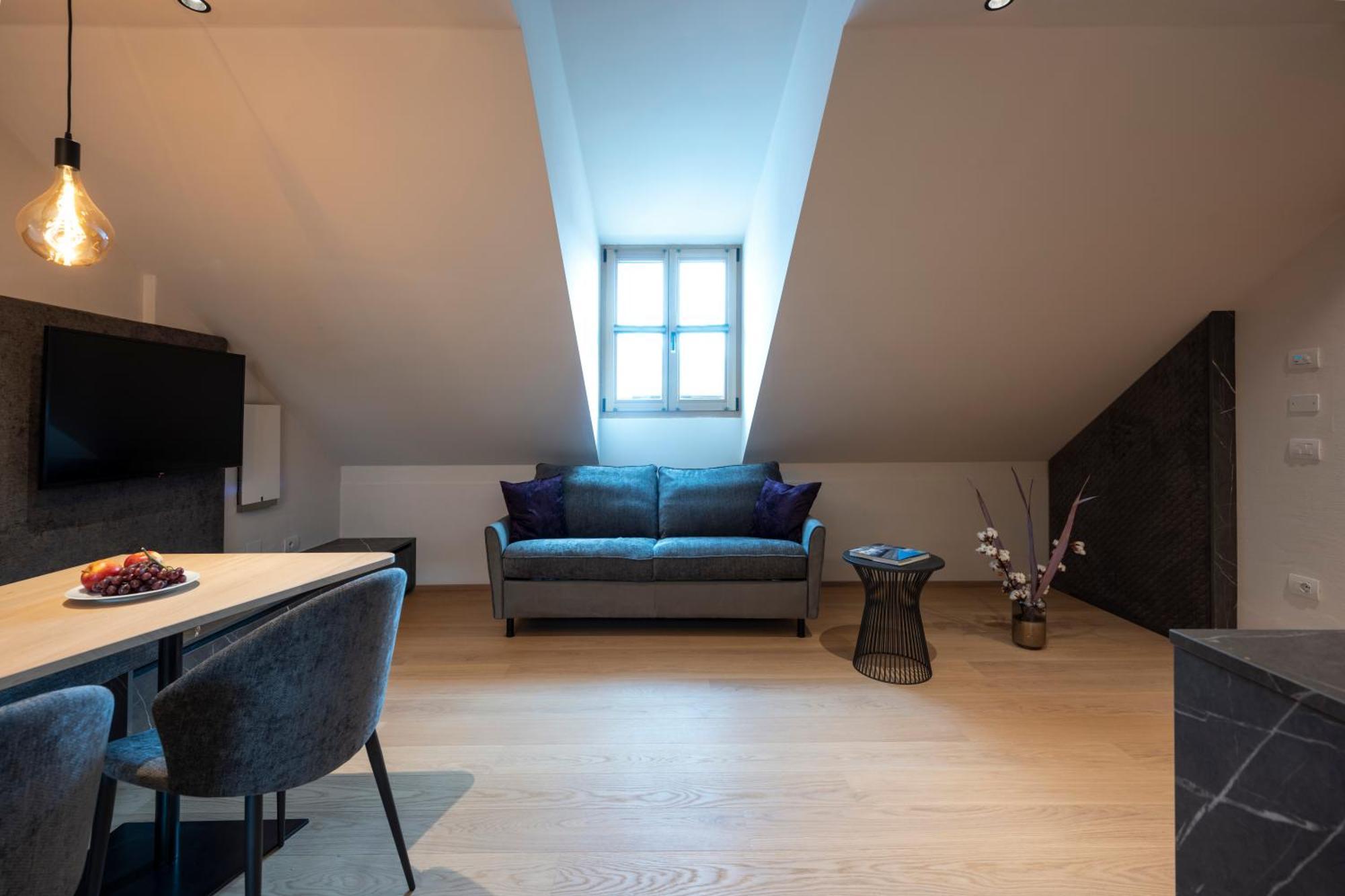 Schmitte Am Sonnenwirtsplatz Eppan In South Tyrol Apartment Апиано сула Страда дел Вино Екстериор снимка